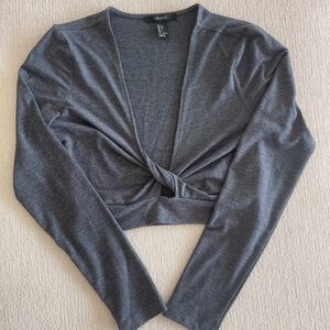 Forever 21 Women's Gray Twist Front Crop Top